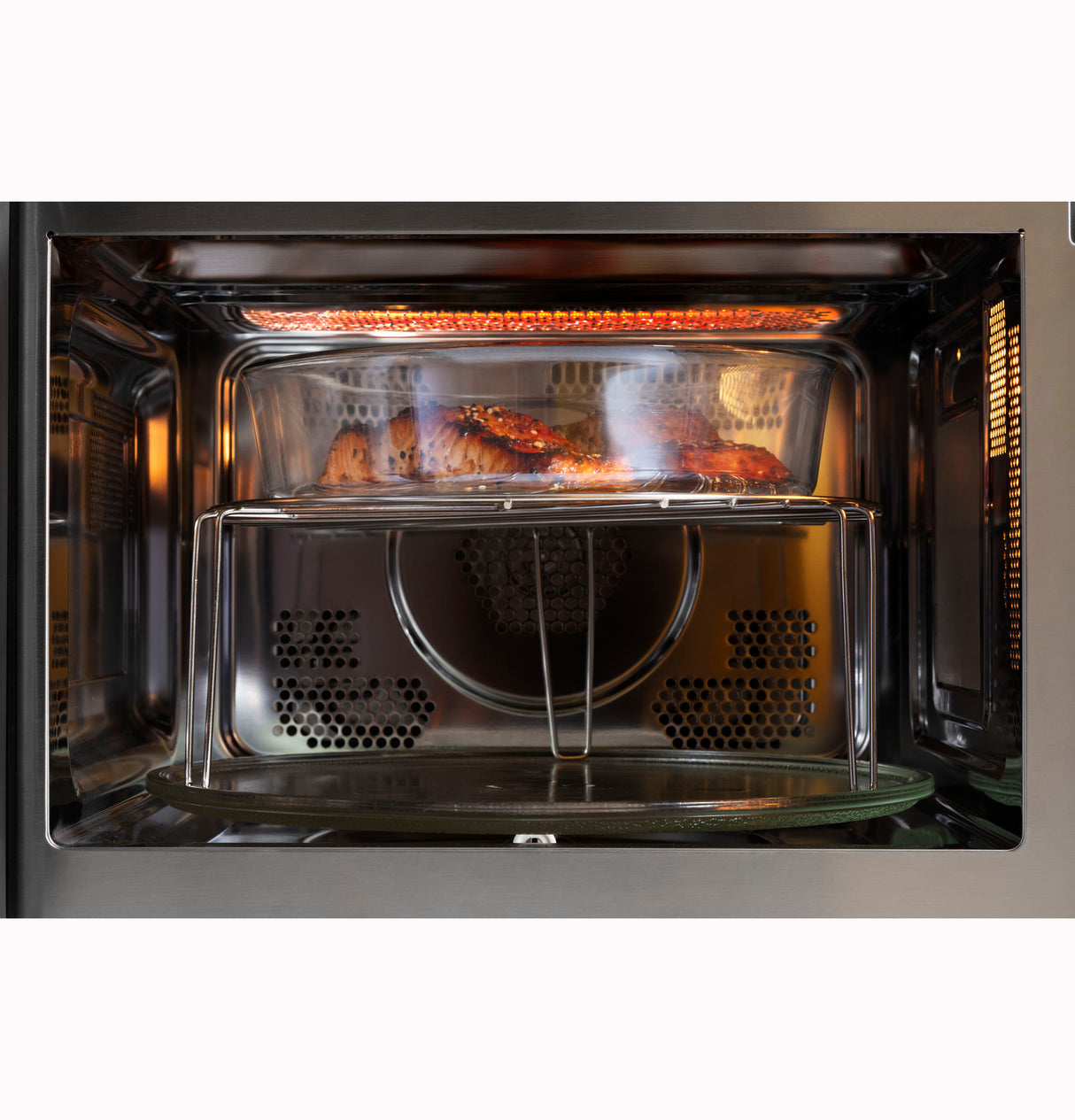 GE(R) 1.0 Cu. Ft. Capacity Countertop Convection Microwave Oven with Air Fry - (JES1109RRSS)