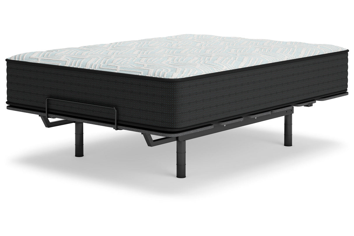 Palisades Plush King Mattress - (M41641)