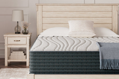 Hybrid 1300 Queen Mattress - (M43631)