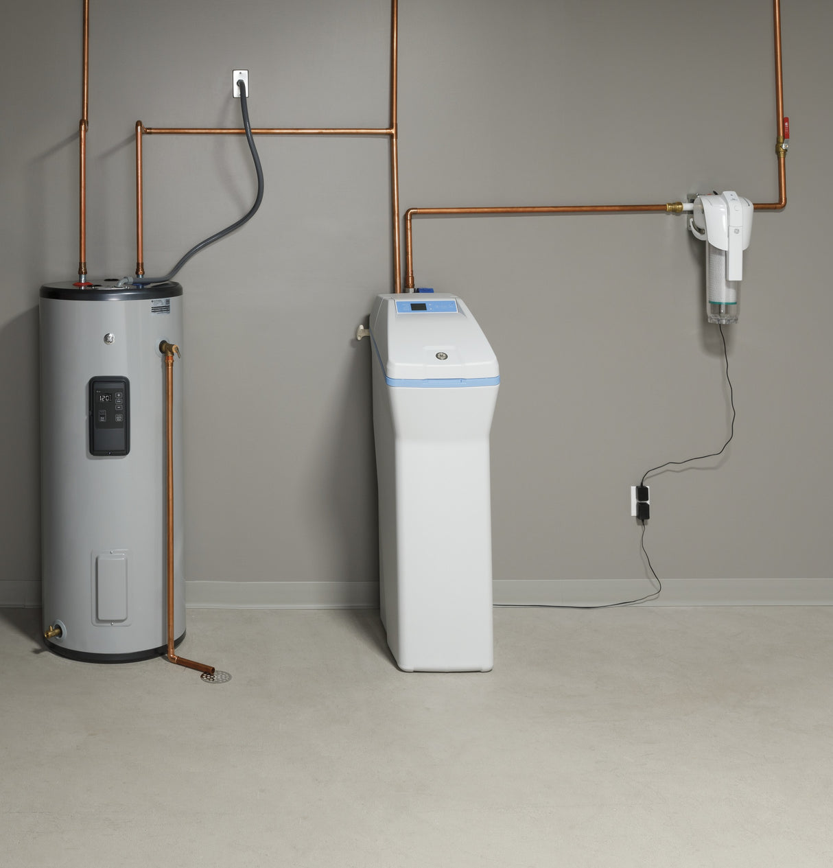 GE(R) Smart 30 Gallon Tall Electric Water Heater - (GE30T10BLM)