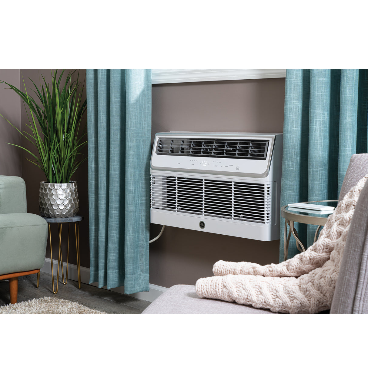 GE(R) ENERGY STAR(R) 115 Volt Built-In Cool-Only Room Air Conditioner - (AJCQ06LWH)